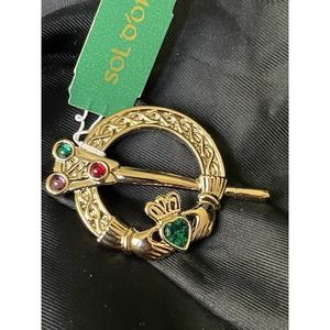New Sold'or Celtic Brooch Penannular Celtic Green Rhinestone Heart Gold Plated
